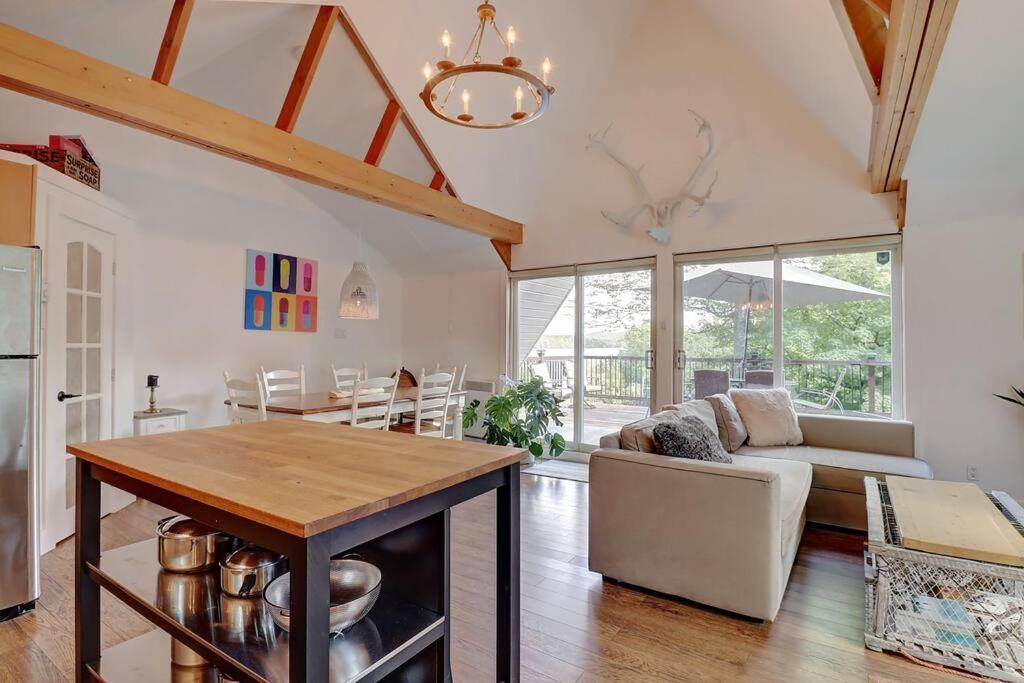Eastern Township'S Getaway! Beach + Ski Haven Magog Eksteriør billede